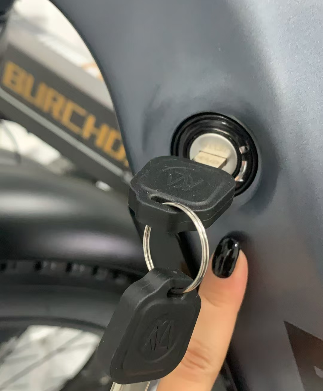 Llave de bloqueo de batería para bicicleta eléctrica Burchda